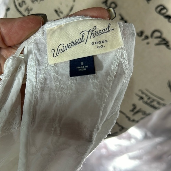 Universal Thread Embroidered Ruffle Sleeve Top - Picture 10 of 11